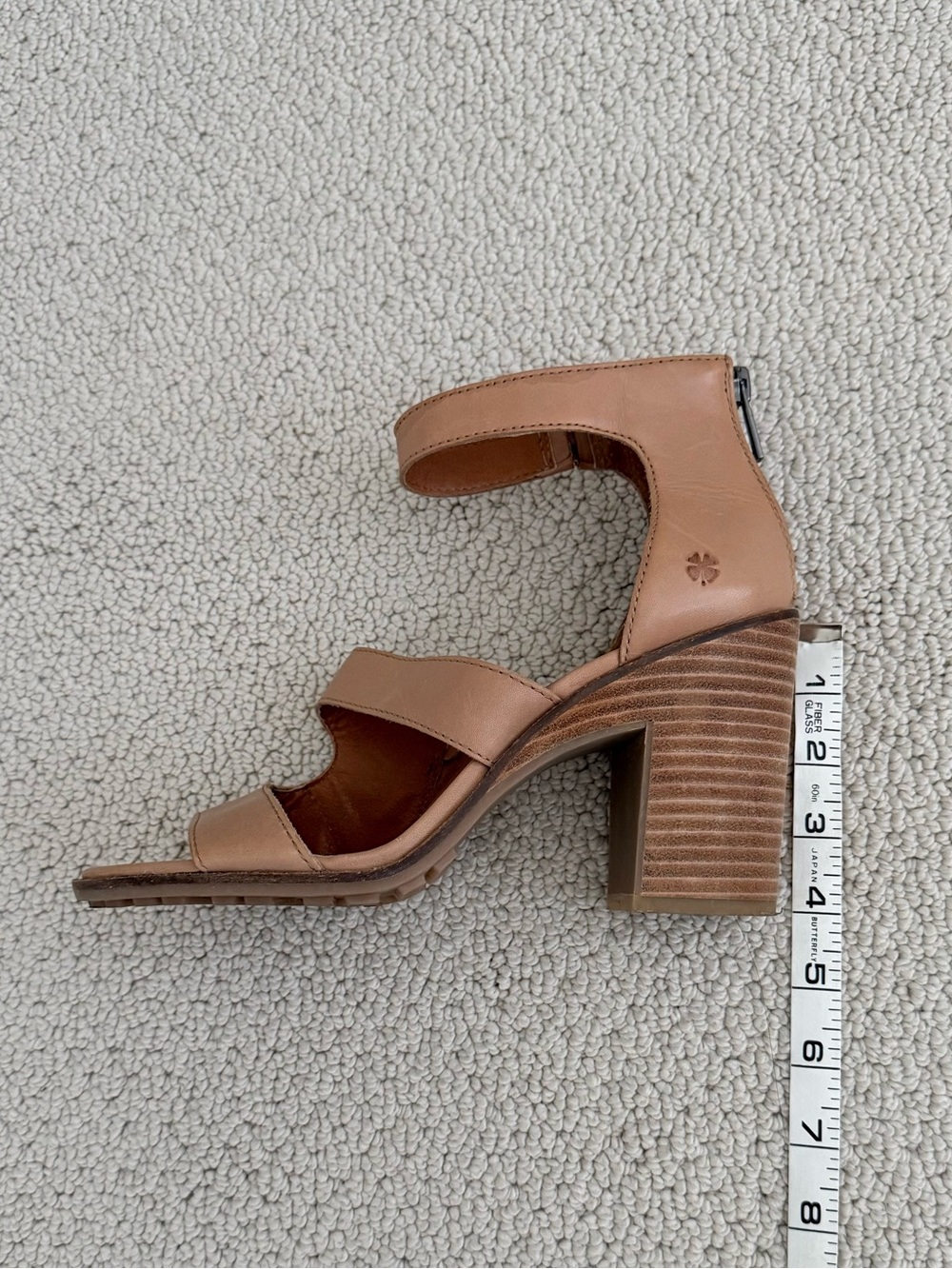 Lucky Brand Valka City Tan Leather Sandals - Picture 10 of 10